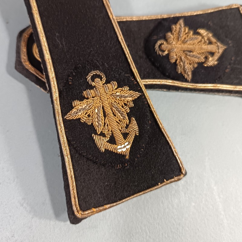 PAIRE D'EPAULETTES D'OFFICIER DE MARINE POUR LA TENUE DE GALA OU LE SPENCER ANCRE ET FEUILLAGE